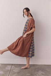 amente - Contrast Midi Dress