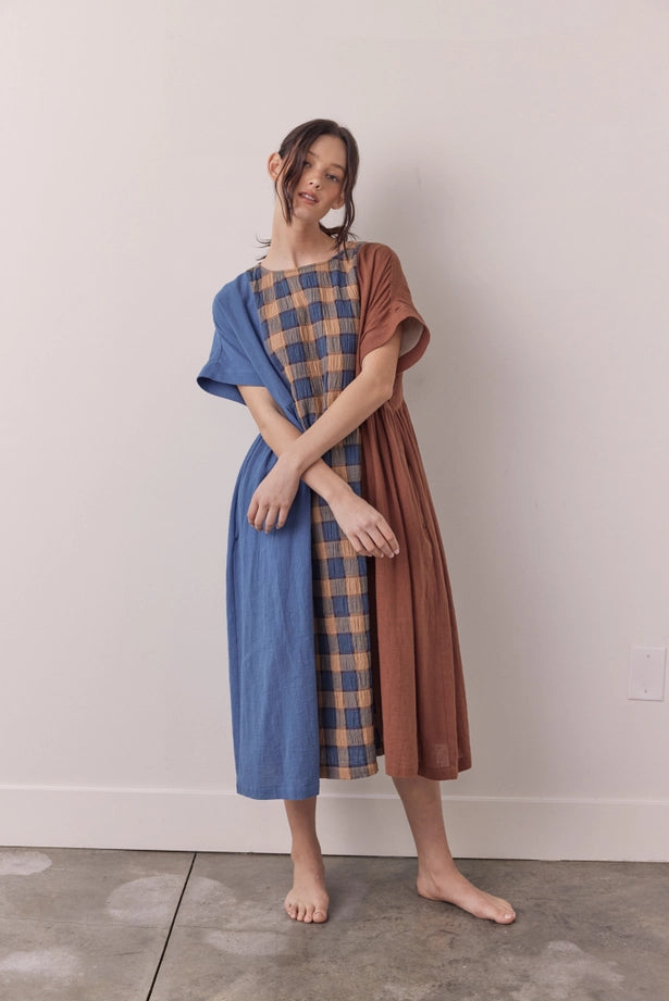 amente - Contrast Midi Dress