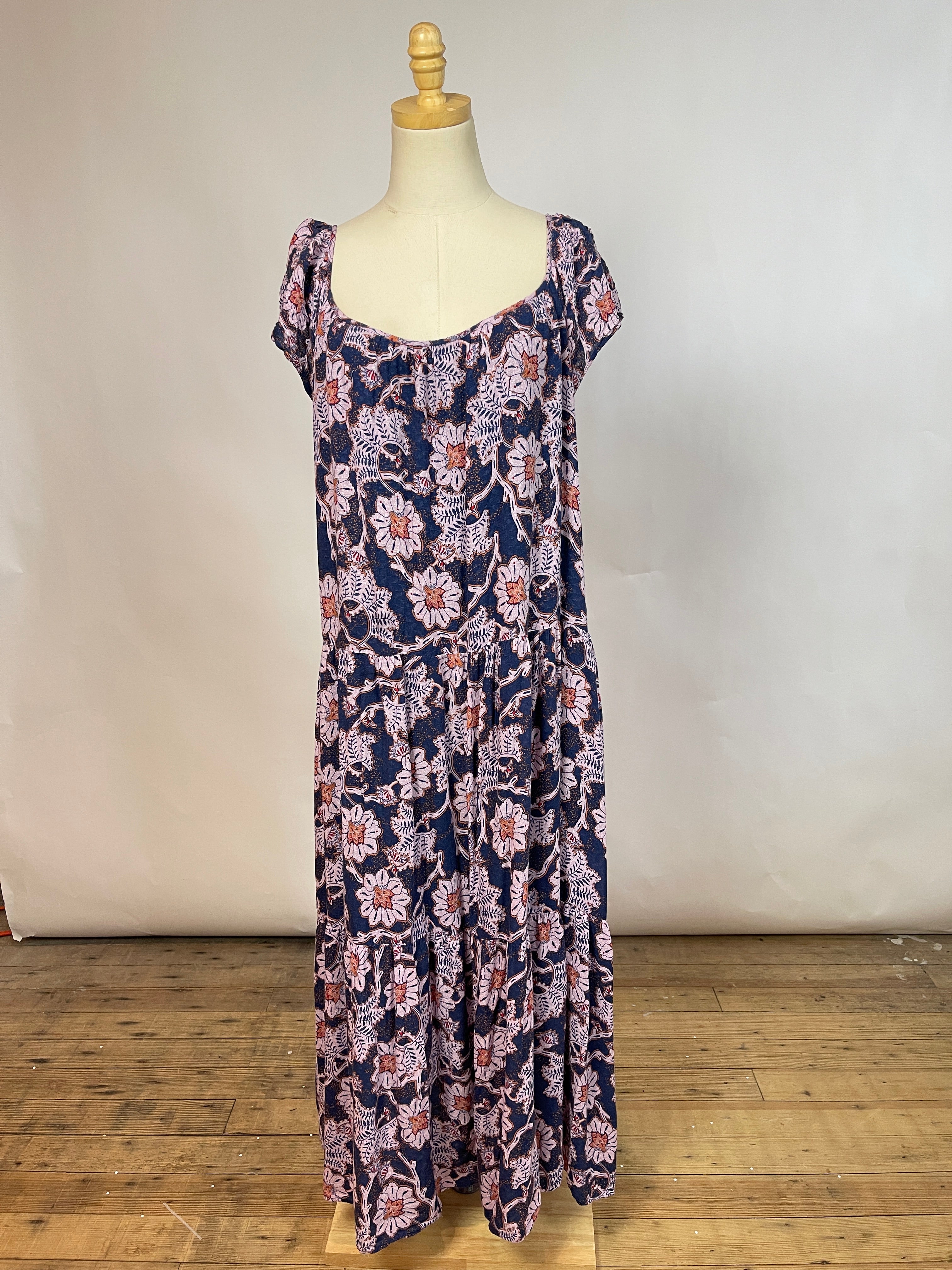 Knox Rose Floral Dress (XXL) – Revival