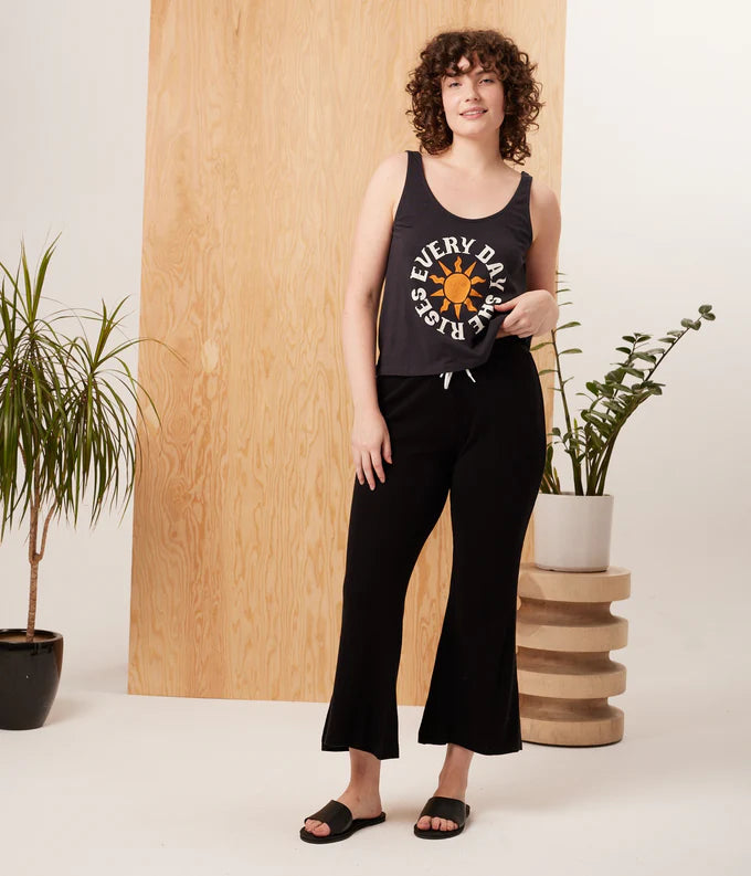 Known Supply - The Everyday She Rises Easy Tank | Black