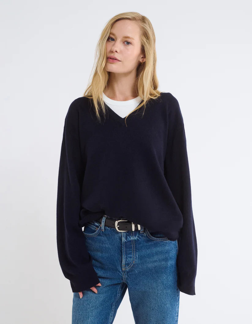 Rumored - Vail V-Neck Sweater | Navy – Revival