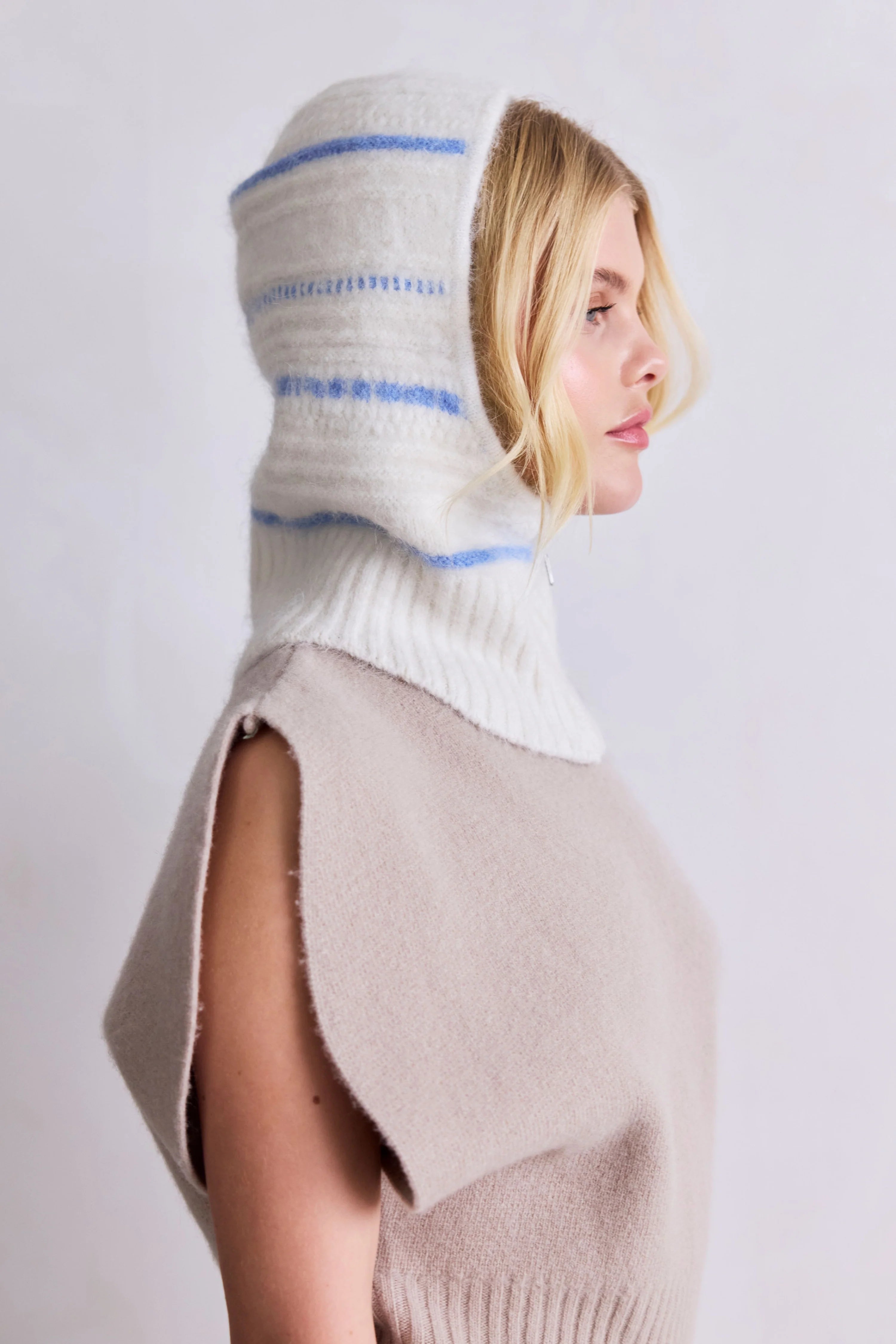 Arctic Fox the Alpaca wool hooded scarf The Alpaca Hooded Scarf - Deep Sea Navy | Arctic Fox & Co  main image 3