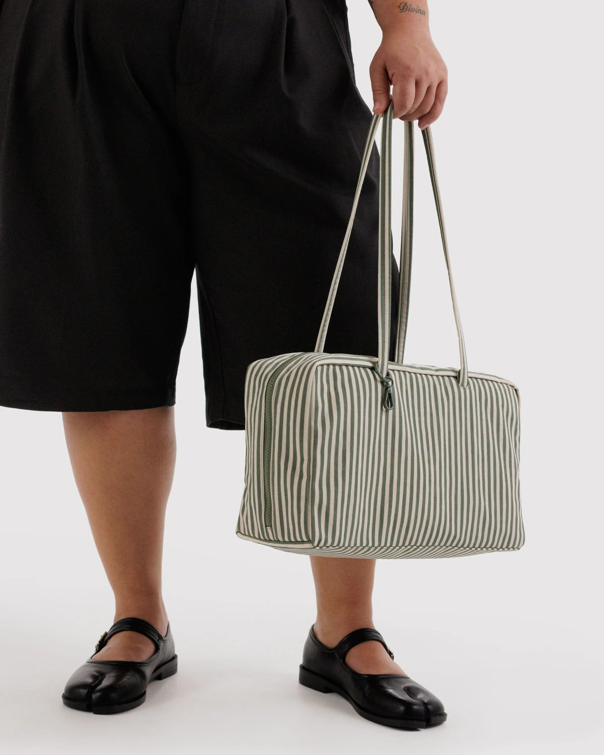 Baggu - Medium Nylon Bowler Bag | Sage Stripe