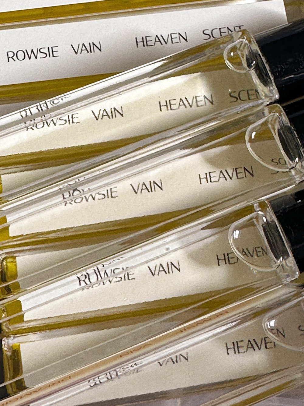 ROWSIE VAIN - Botanical Fragrance Oil | Heaven Sent