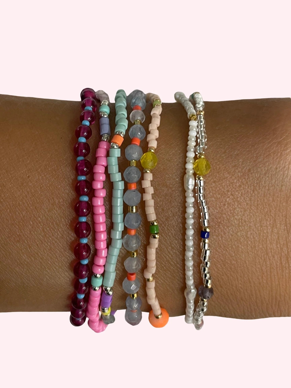 CÉLAÉL - Delicate Seed Bead Stretch Bracelet
