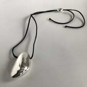Belart Fair Trade - Eco-Resin Single Piedra del Rio Necklace