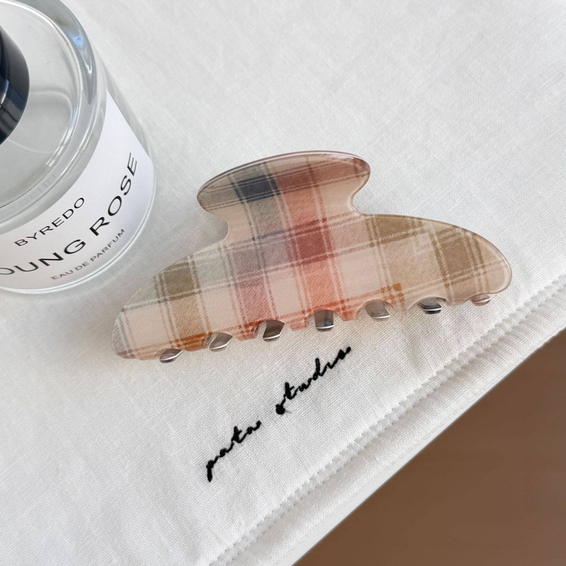 Vintage Plaid Color Block Acrylic Hair Claws | Multiple Styles
