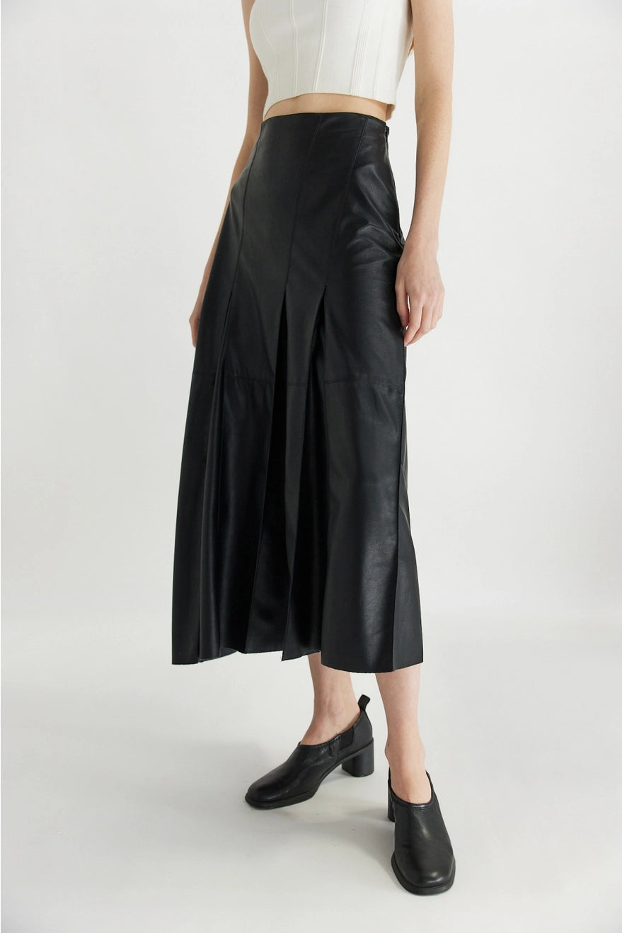 Mod Ref - The Deonna Skirt | Black