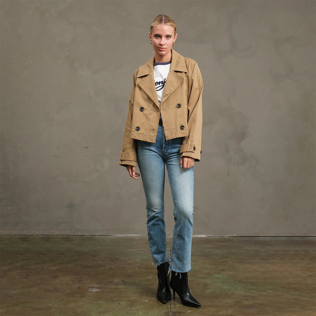 RAISONNEL - Short Double-Breasted Trench Jacket | Khaki Beige