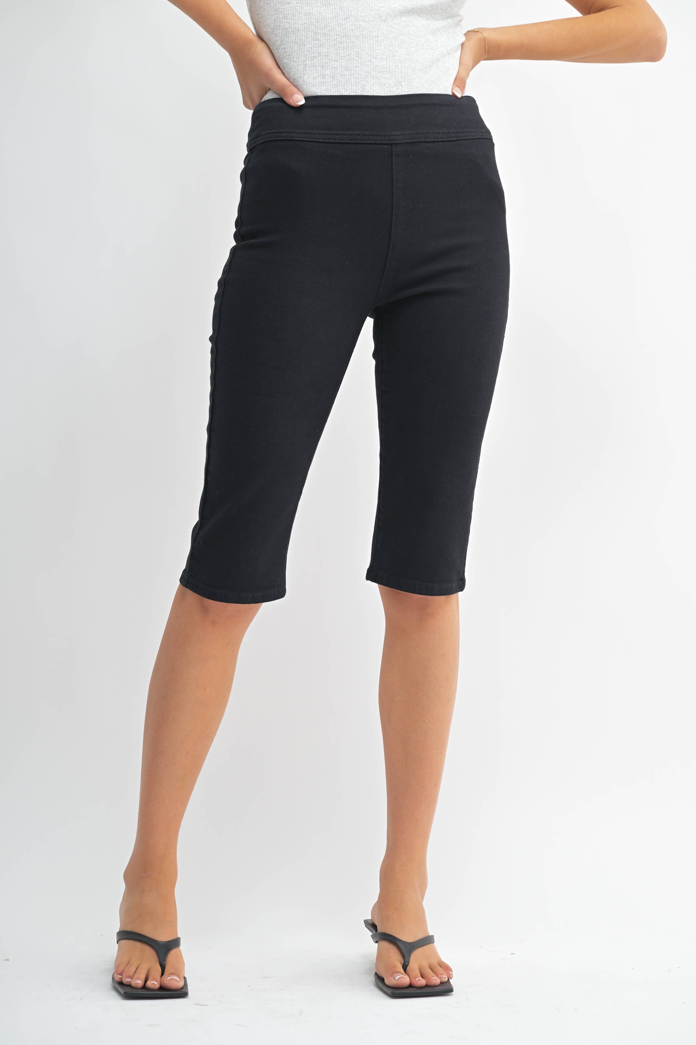 Just Black Denim - Capri Skinny | Black