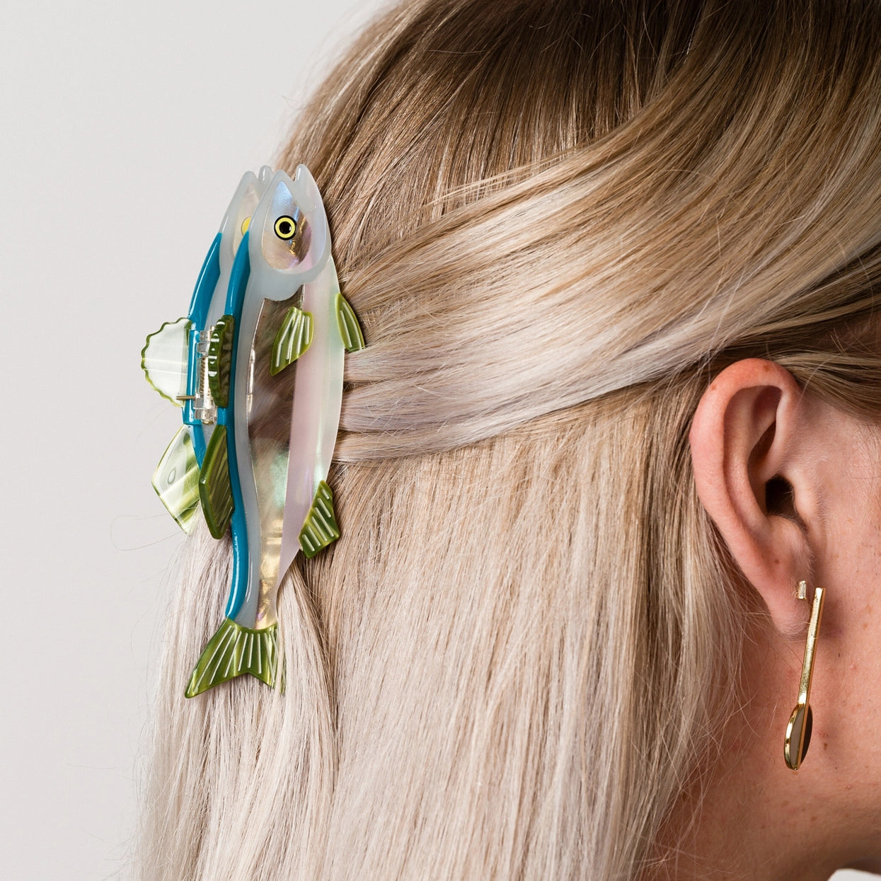 Larissa Loden - Fish Hair Claw