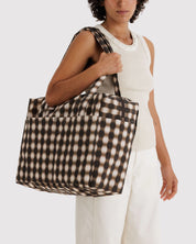 Baggu - Cloud Carry-On | Blurred Gingham Brown