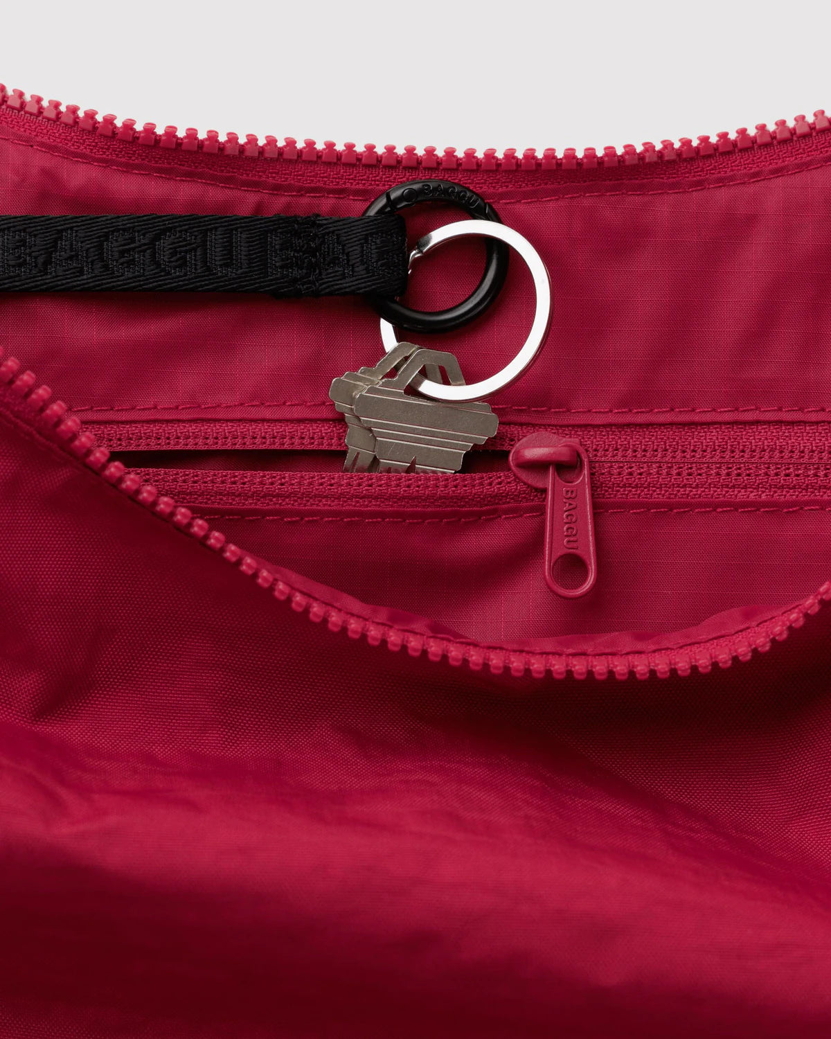 Baggu - Medium Nylon Crescent Bag | Cherry