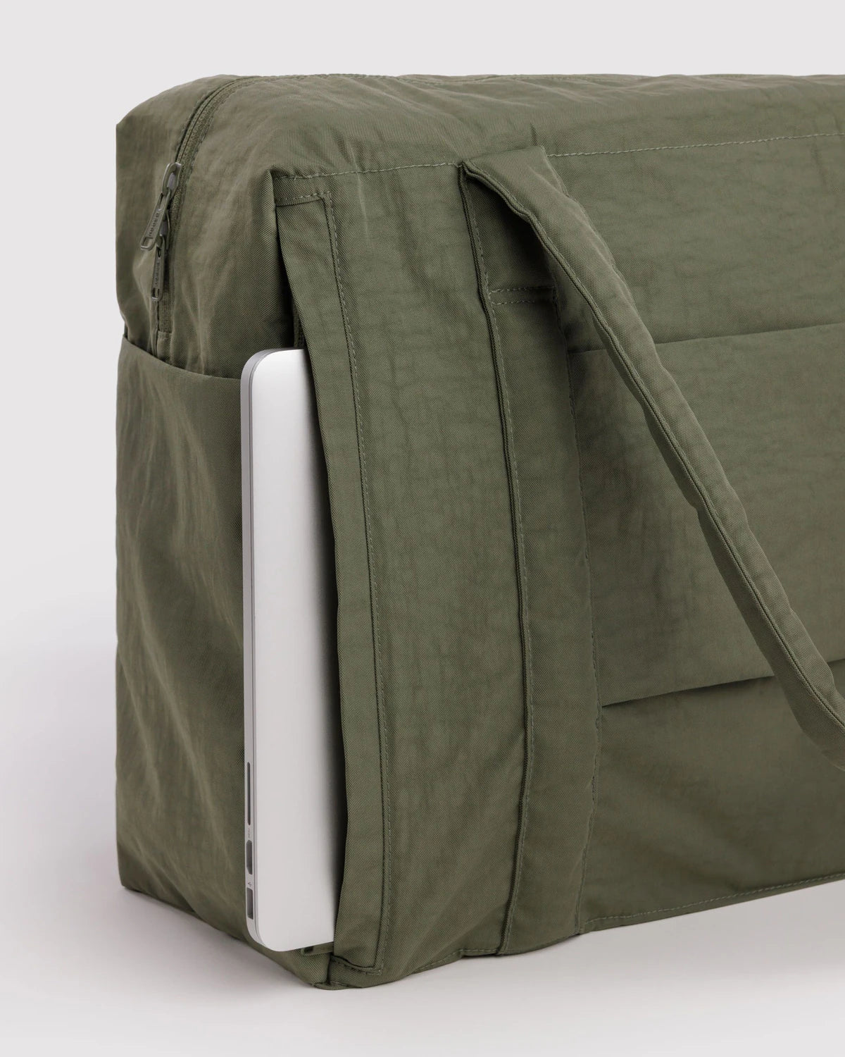 Baggu - Cloud Carry-on | Caper