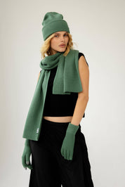 Arctic Fox & Co. - Recycled Bottle Gloves | Forest Fern