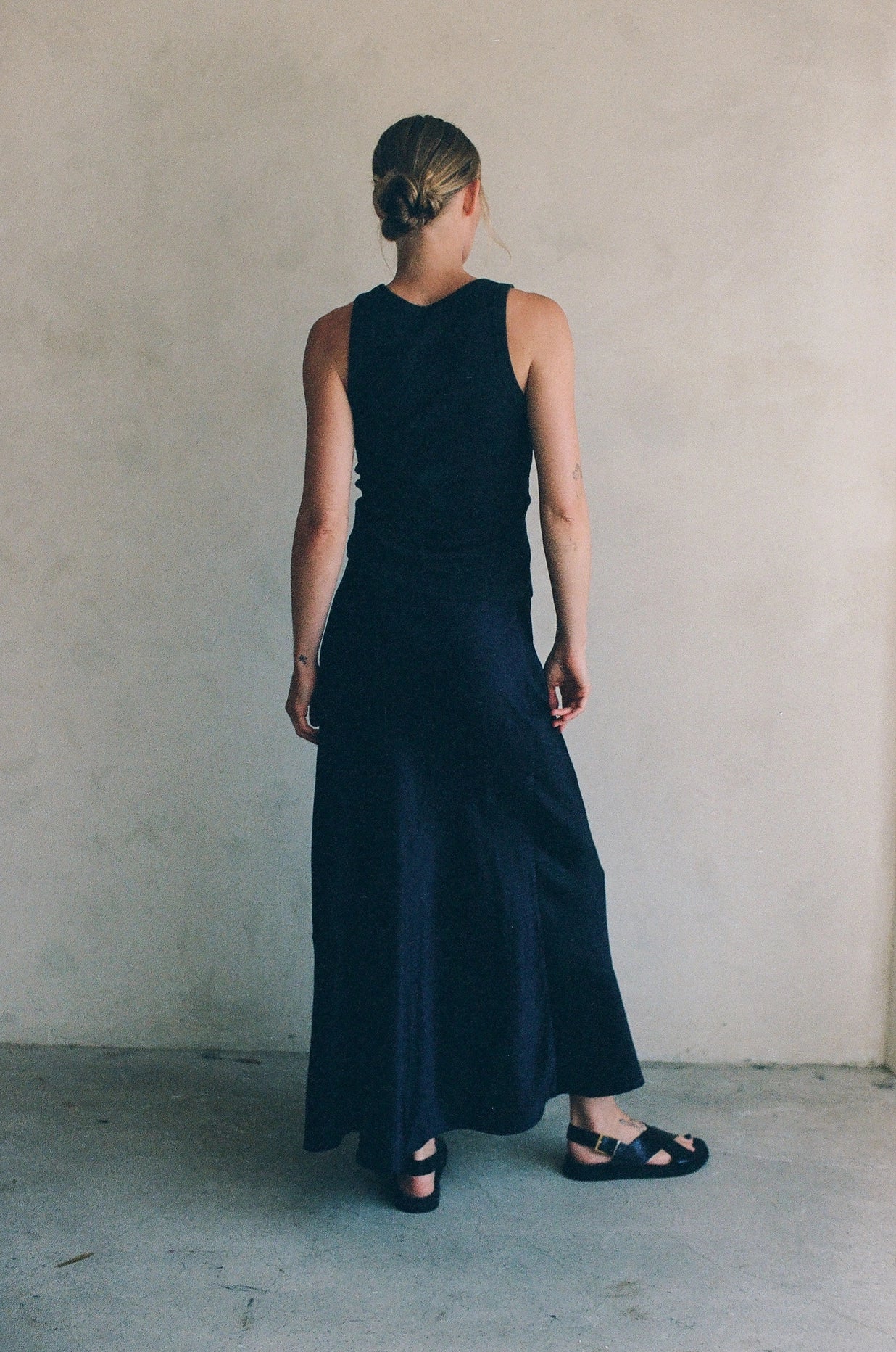 a.ren - Satin Maxi Skirt | Black