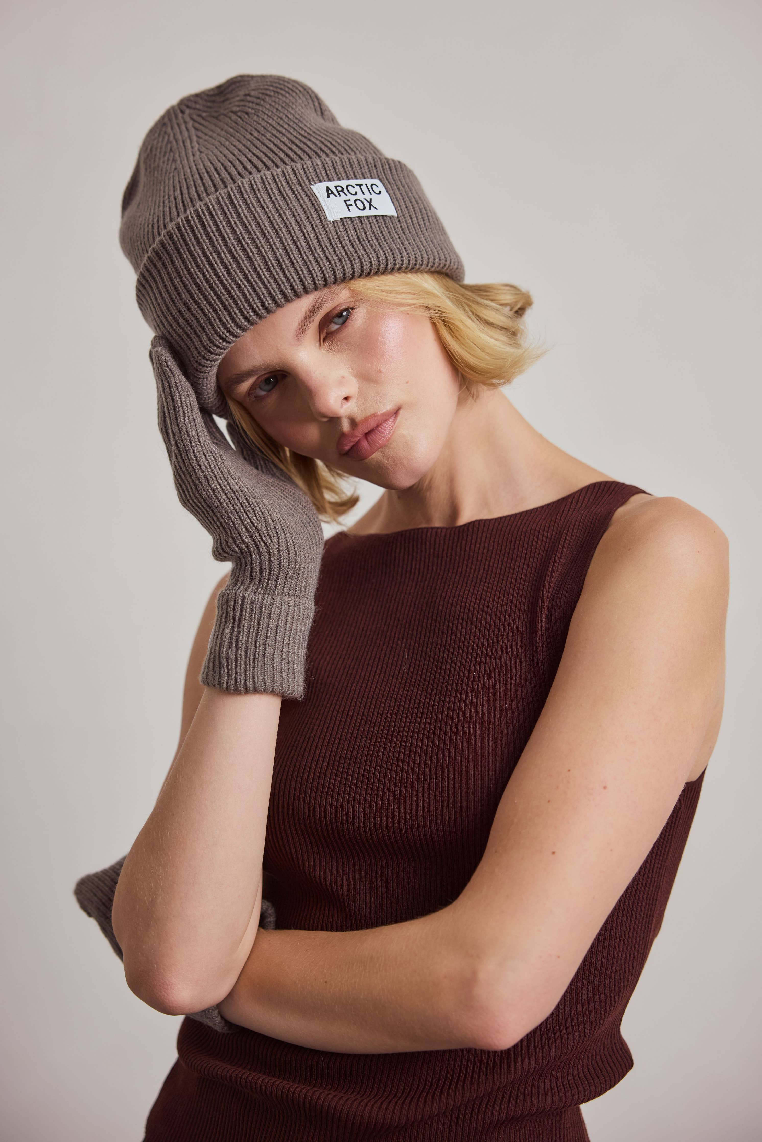 Arctic Fox & Co. - Recycled Bottle Gloves | Dark Grey