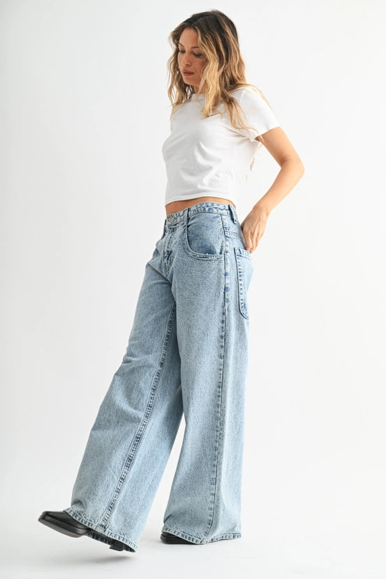 Just Black Denim - The Super Wide Leg Jean | Medium Denim