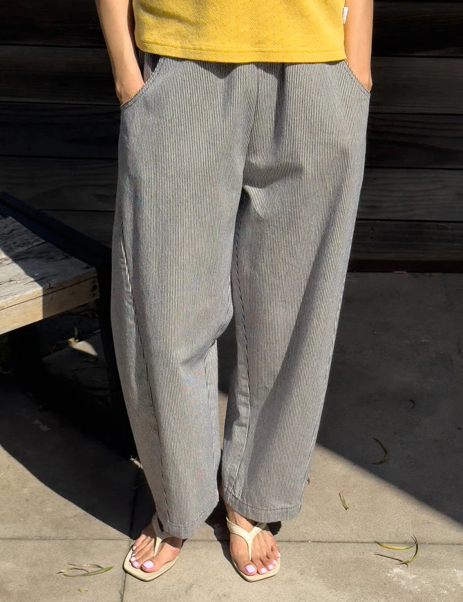 ArcPants_BlueSt_0327_2.webp