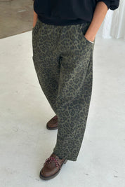Le Bon Shoppe - Arc Pants | Fern Leopard