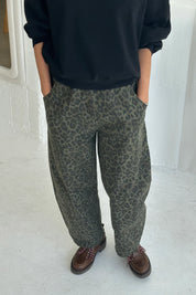 Le Bon Shoppe - Arc Pants | Fern Leopard