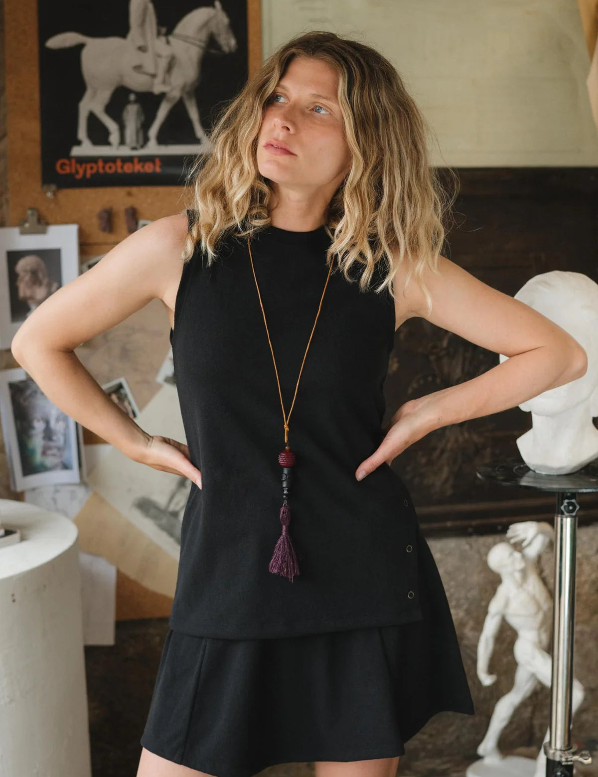 Aubree-Cleo-Tank-Organic-Hemp-Cotton-Jersey-Graphite-3_09d888e7-54ee-4baf-8134-5adec97fa6ee.webp