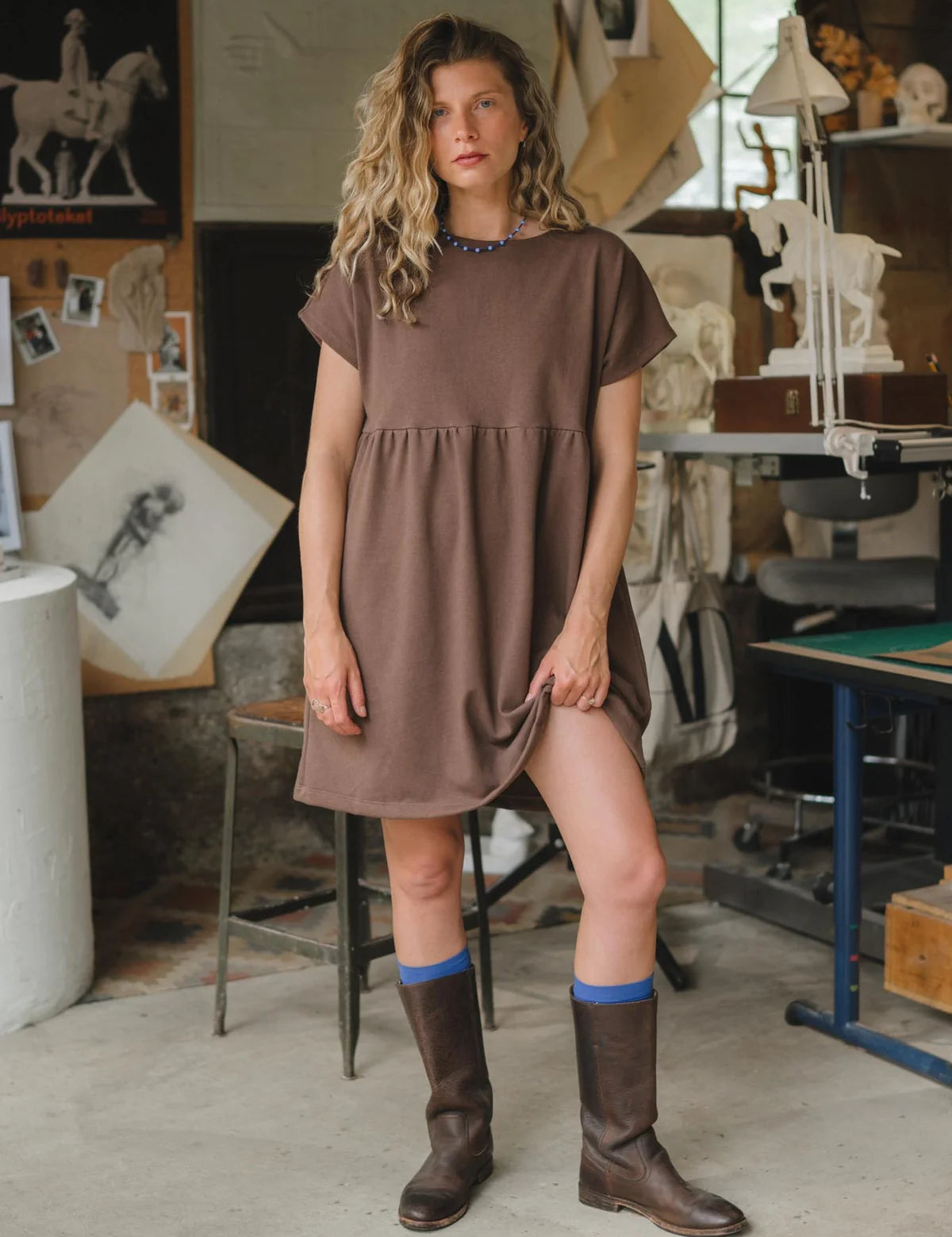 Aubree-Porch-Dress-Organic-Cotton-Jersey-Umber-3.webp