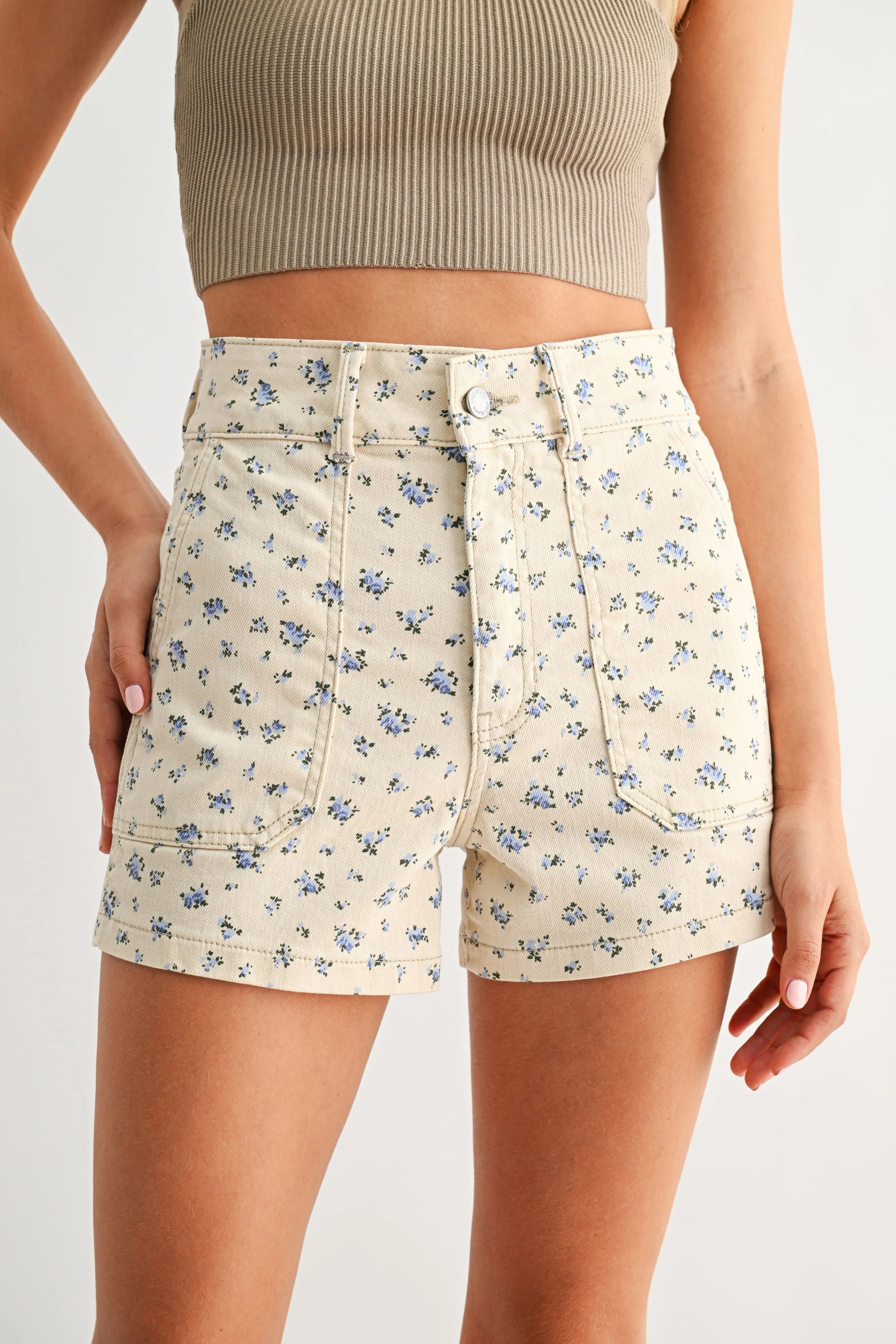 Just Black Denim - High Rise Utility Cargo Short | Flower Print