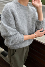 Le Bon Shoppe - Elio Crew Neck Alpaca Sweater | Ht. Grey