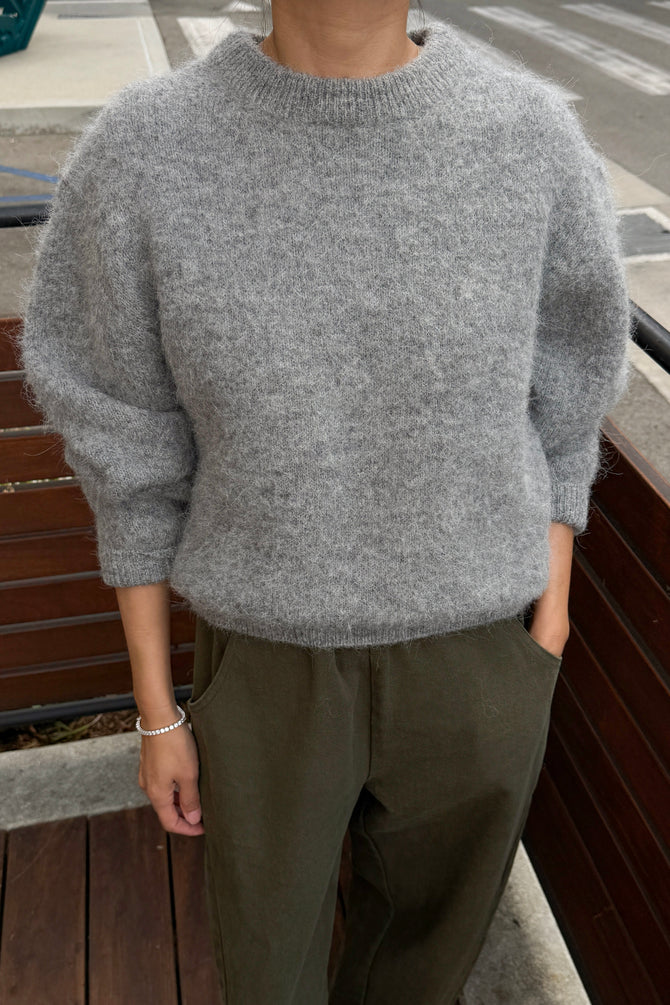 Le Bon Shoppe - Elio Crew Neck Alpaca Sweater | Ht. Grey