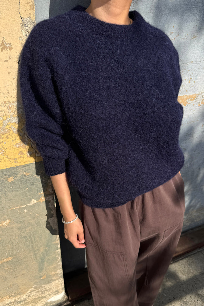 Le Bon Shoppe - Elio Crew Neck Alpaca Sweater | Navy