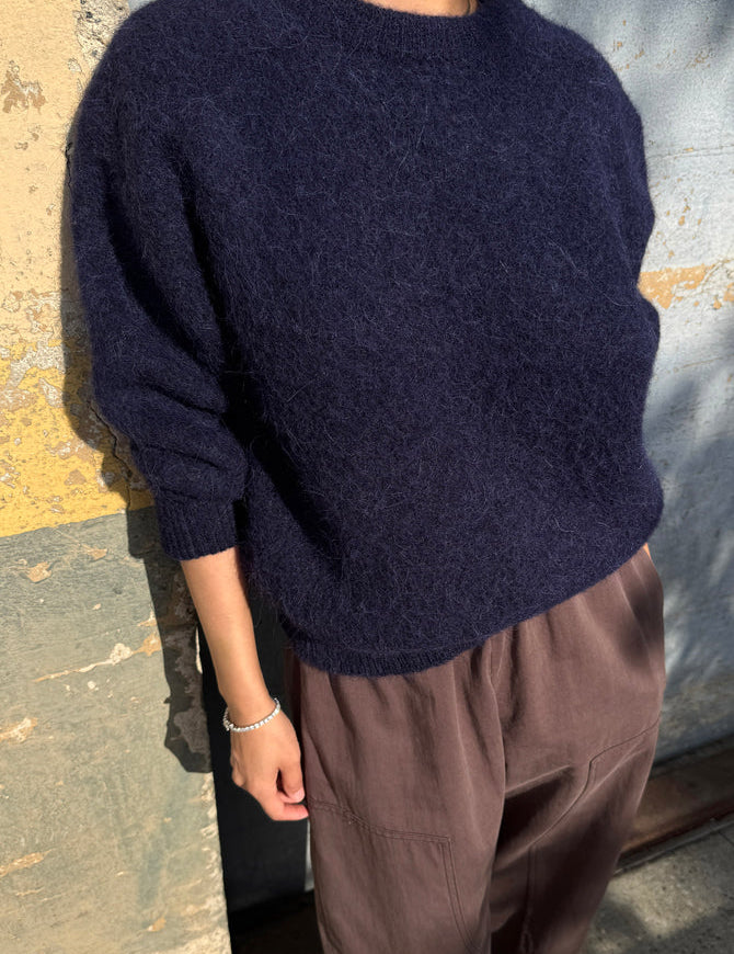 ElioCrewAlpacaSweater_Navy_1.jpg