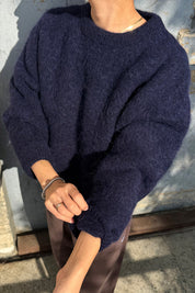Le Bon Shoppe - Elio Crew Neck Alpaca Sweater | Navy