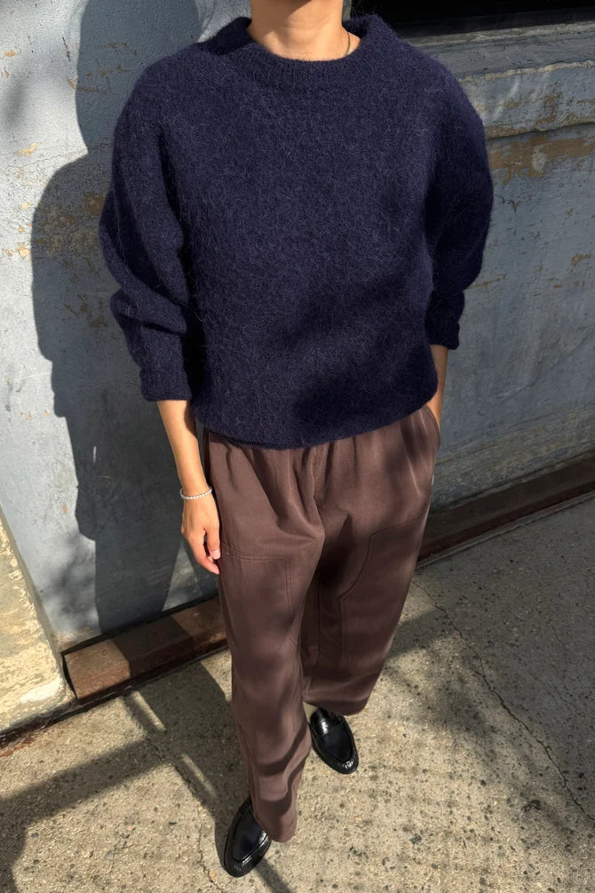 Le Bon Shoppe - Elio Crew Neck Alpaca Sweater | Navy
