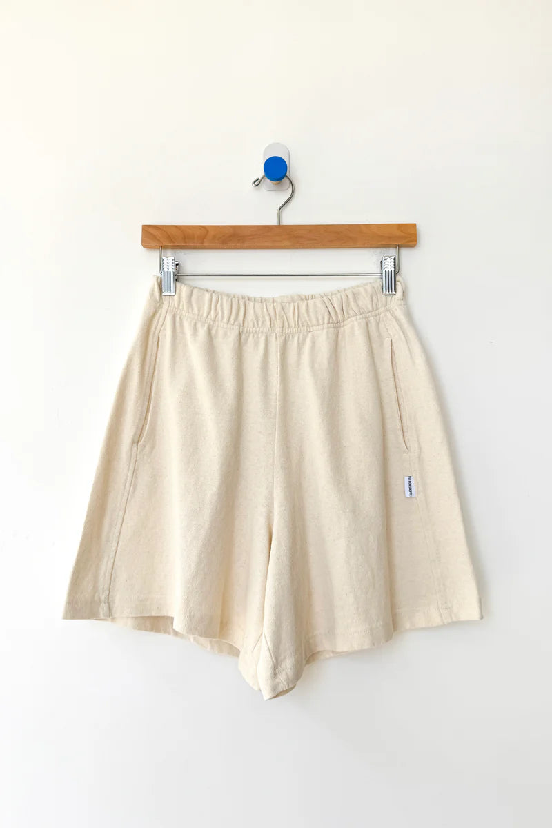 Le Bon Shoppe - Flared Basketball Shorts | Naturel