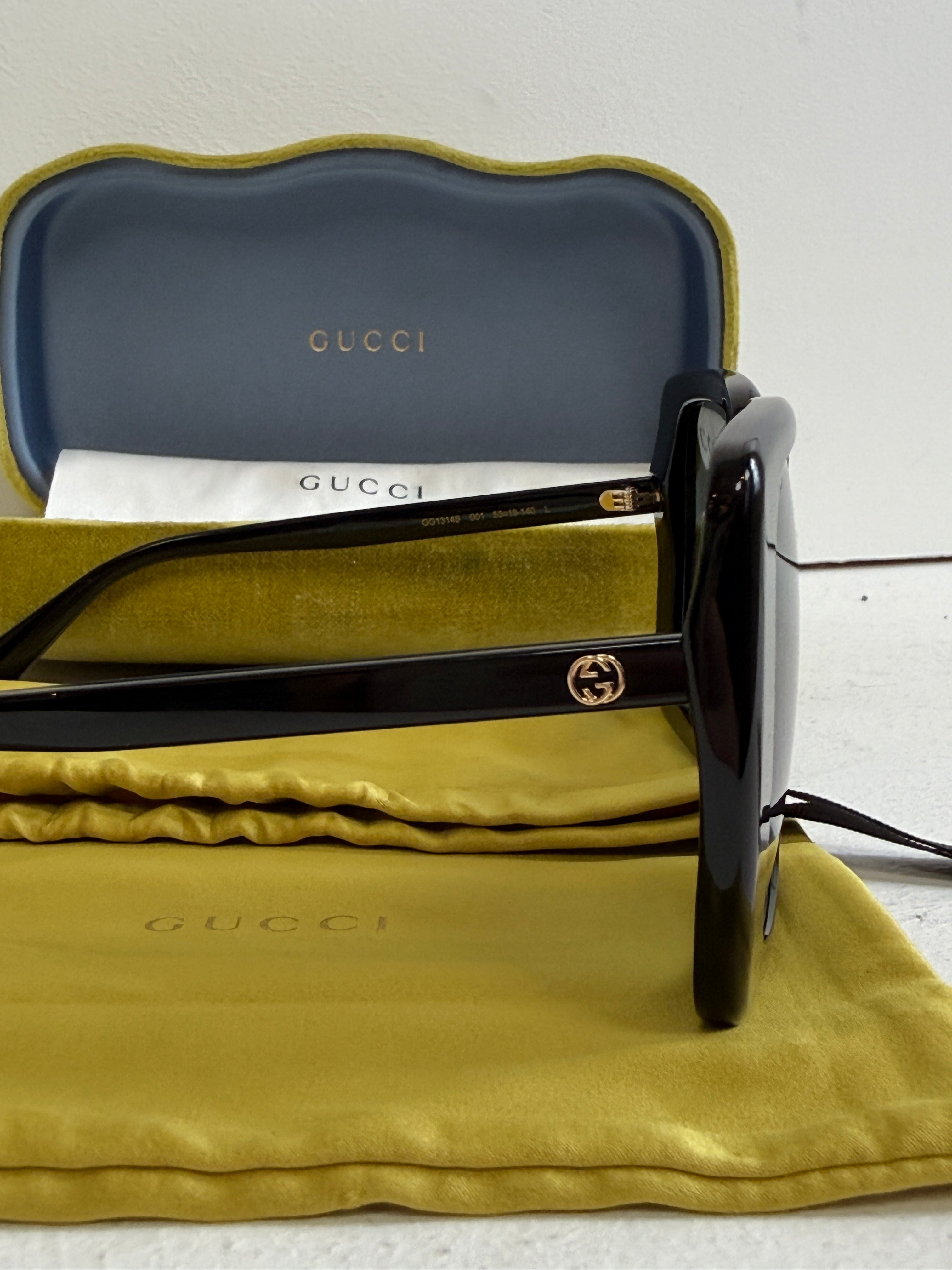 Gucci GG 1314S Black Oversize Sunnies (OS)