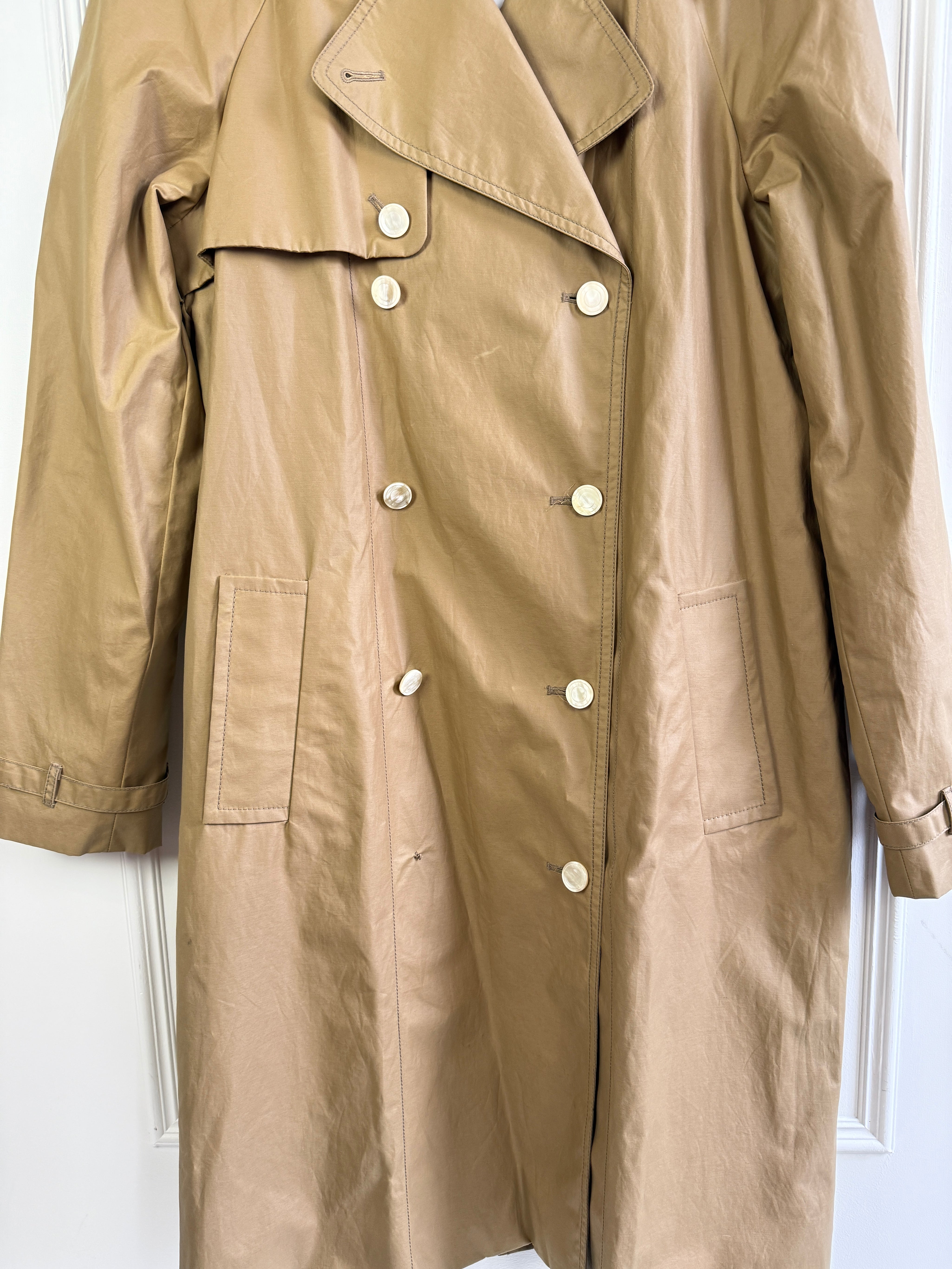 Trademark Trench (M)