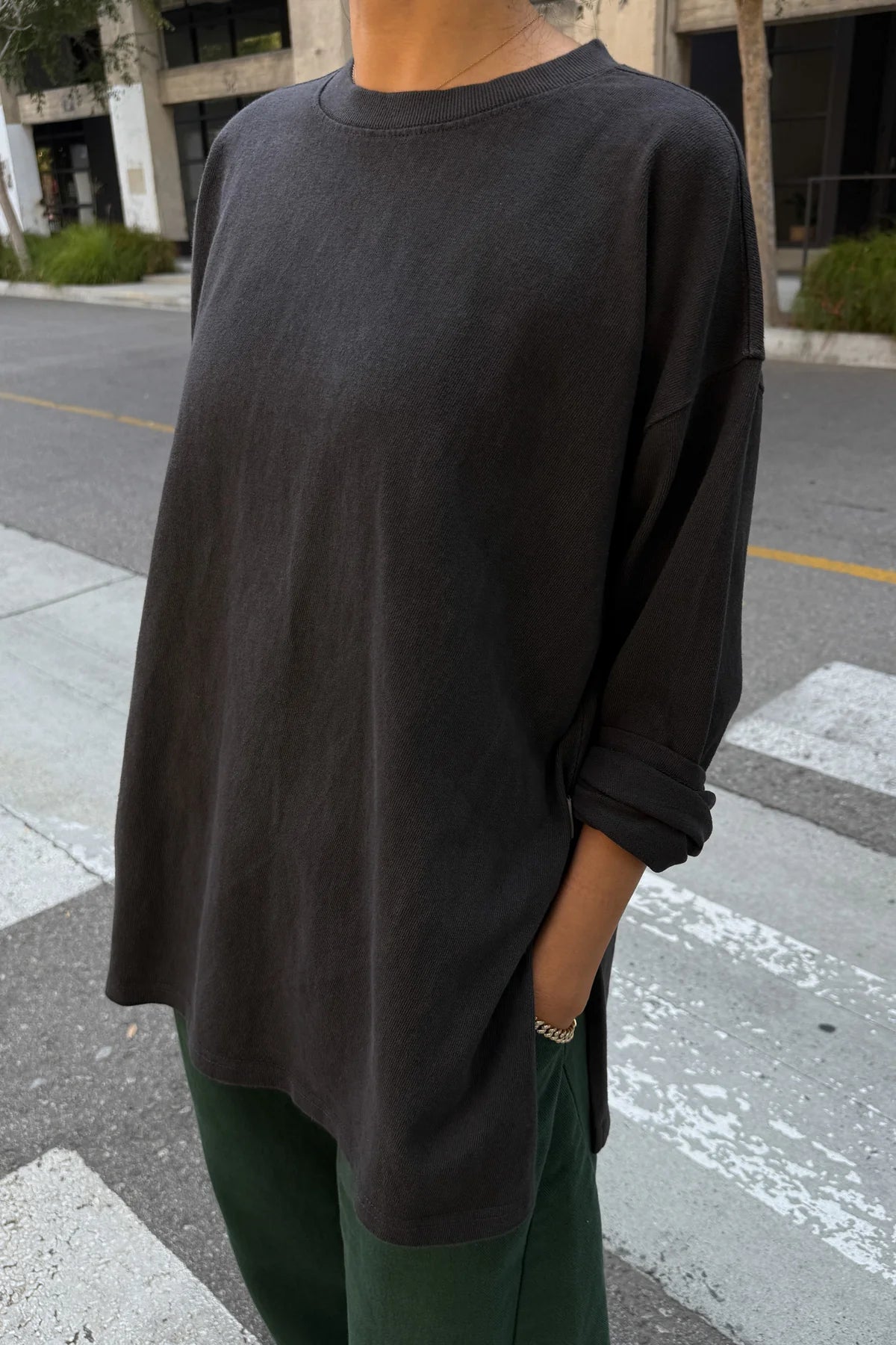 Le Bon Shoppe - Sunday Tee | Almost Black