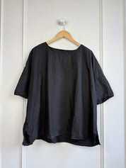 Album Di Famiglia Black Tee (M/L)