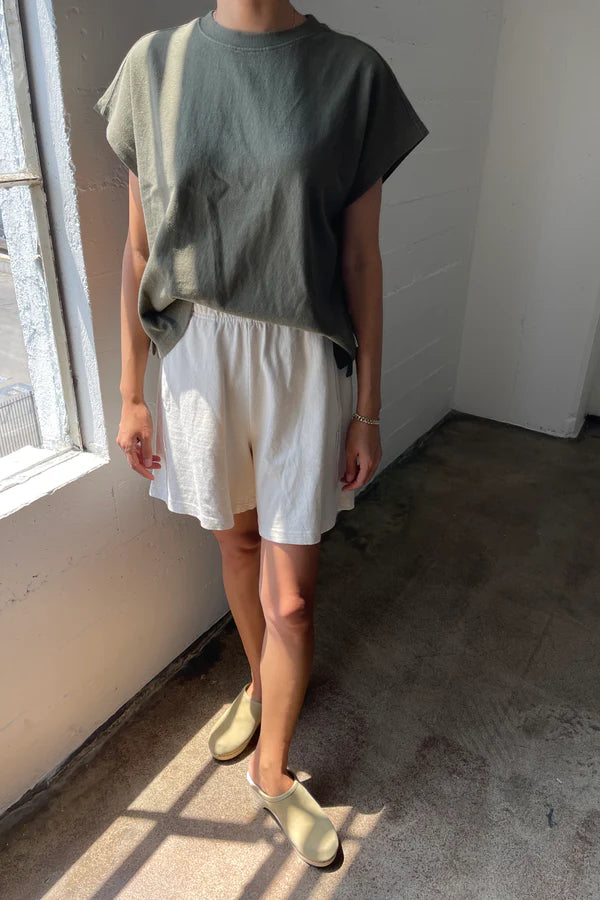 Le Bon Shoppe - Flared Basketball Shorts | Naturel