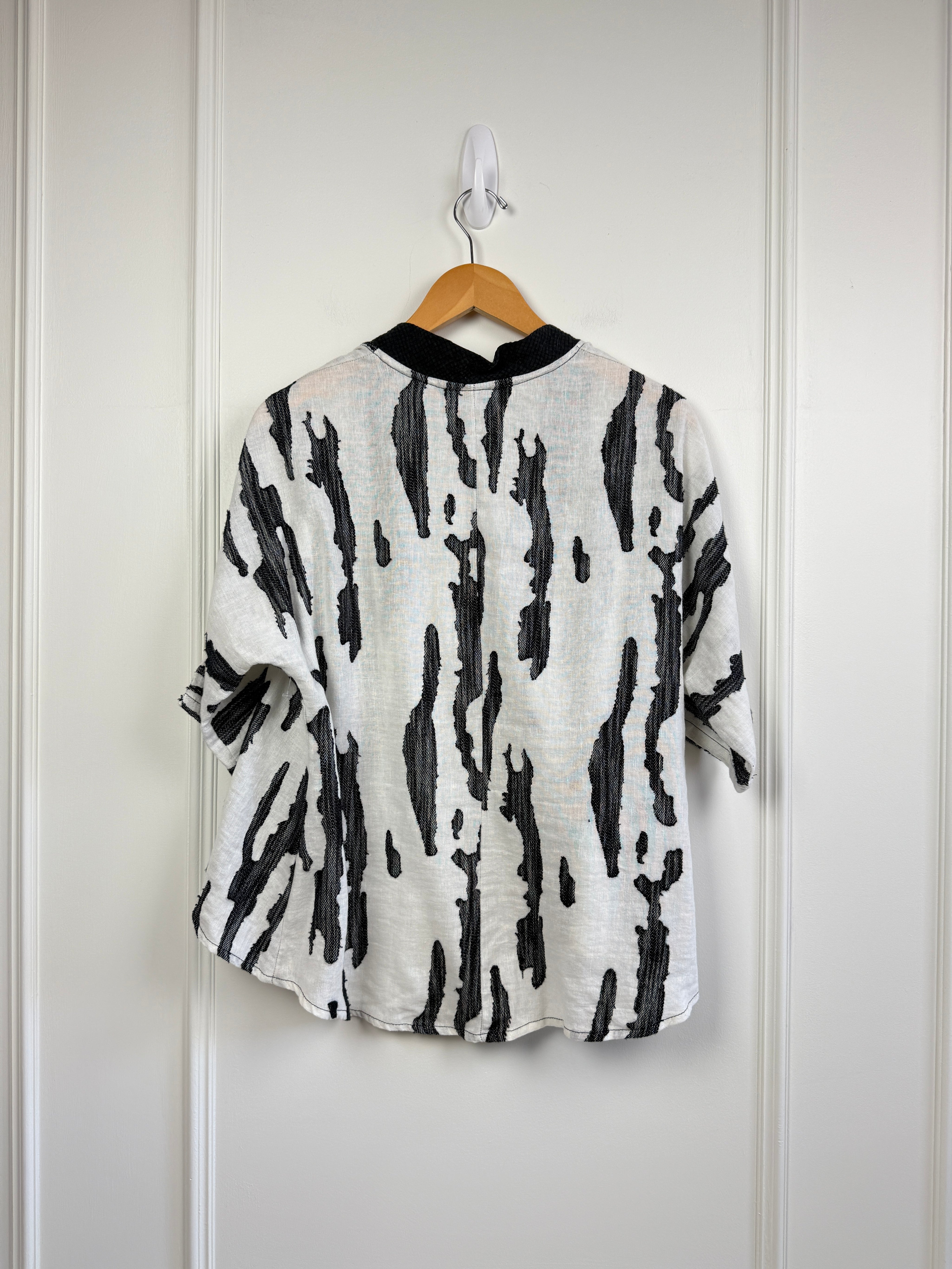 Khangura Linen Top (L)