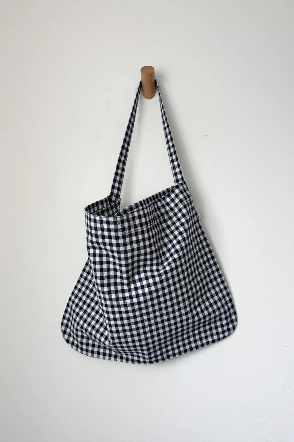 Le Bon Shoppe - Happy Carry Bag | Navy Gingham