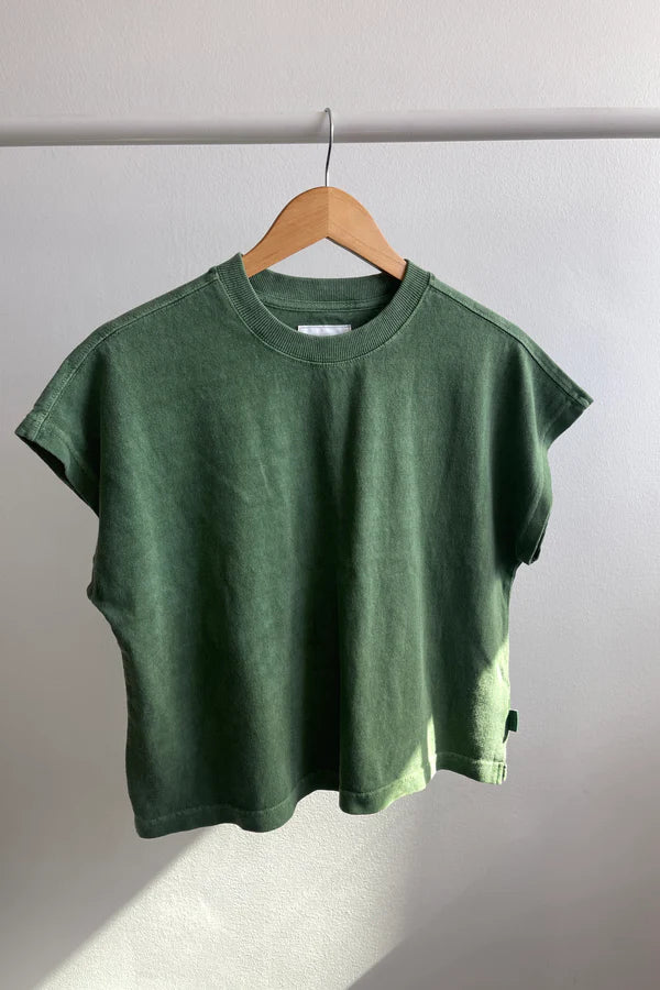 Le Bon Shoppe - Jeanne Tee | Basil