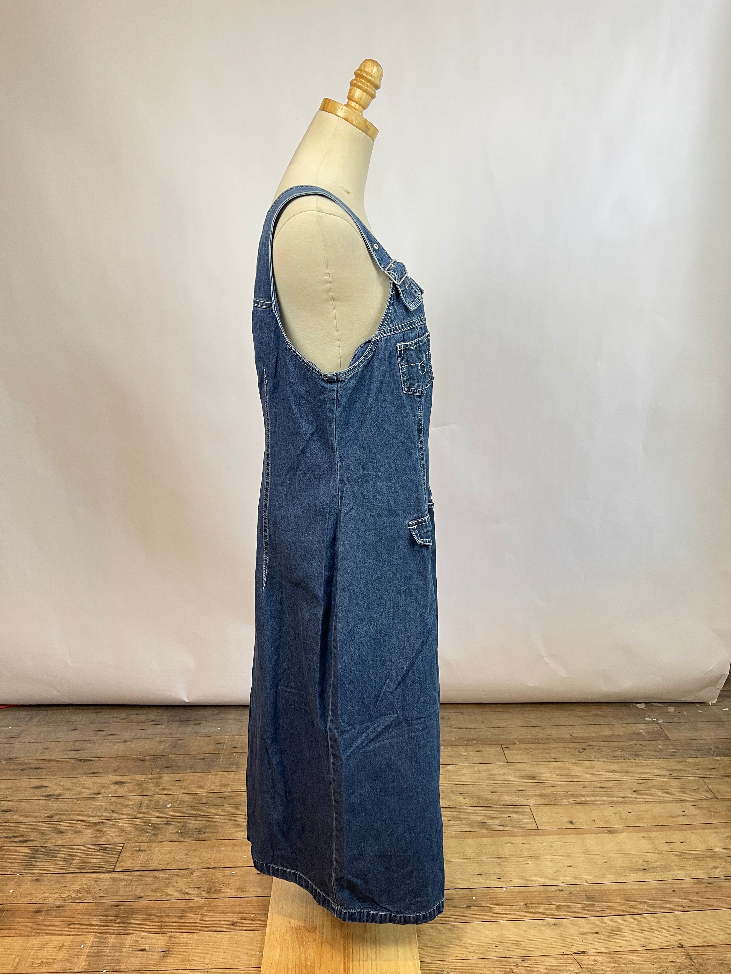 Vintage Denim Dress (M/L)