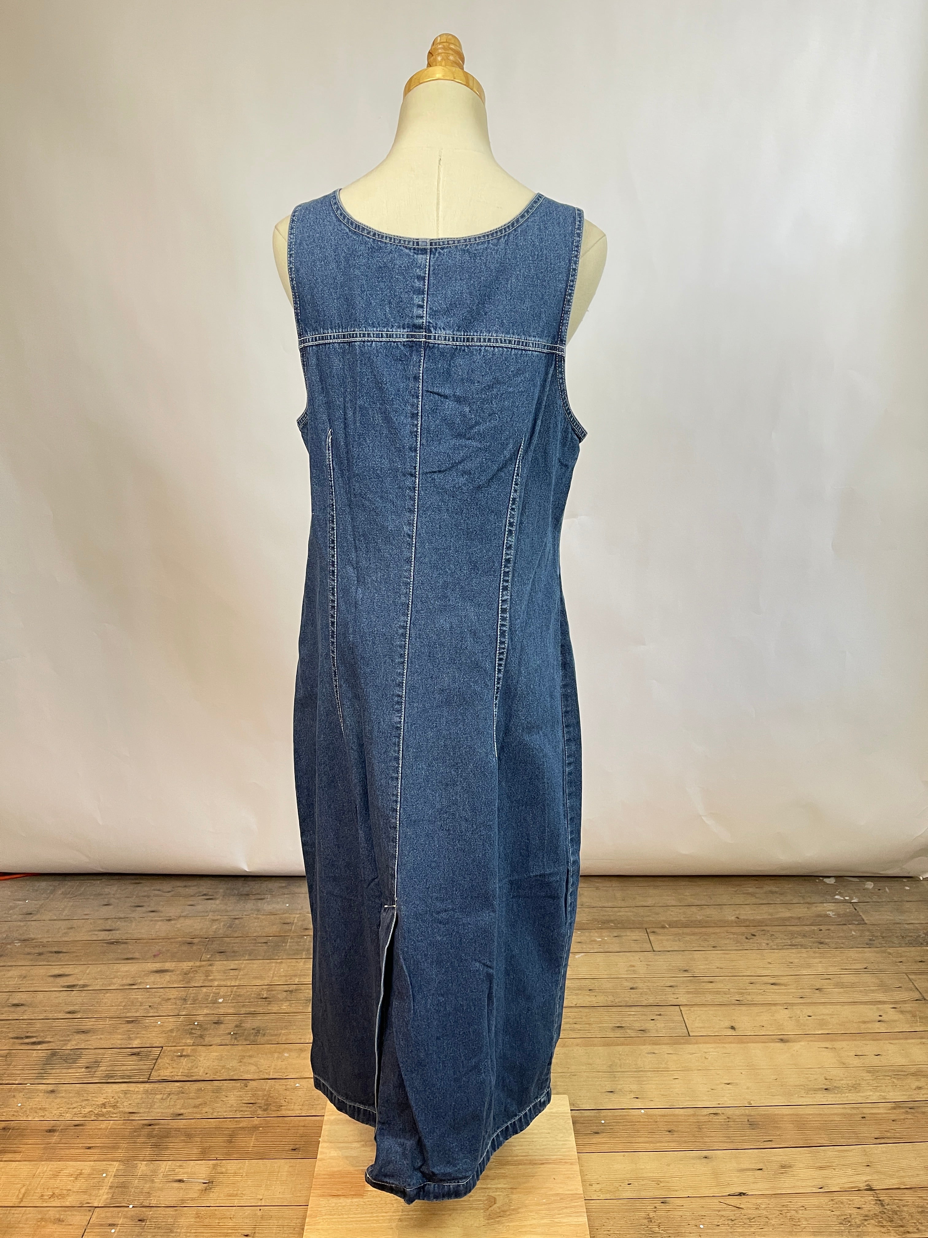 Vintage Denim Dress (M/L)