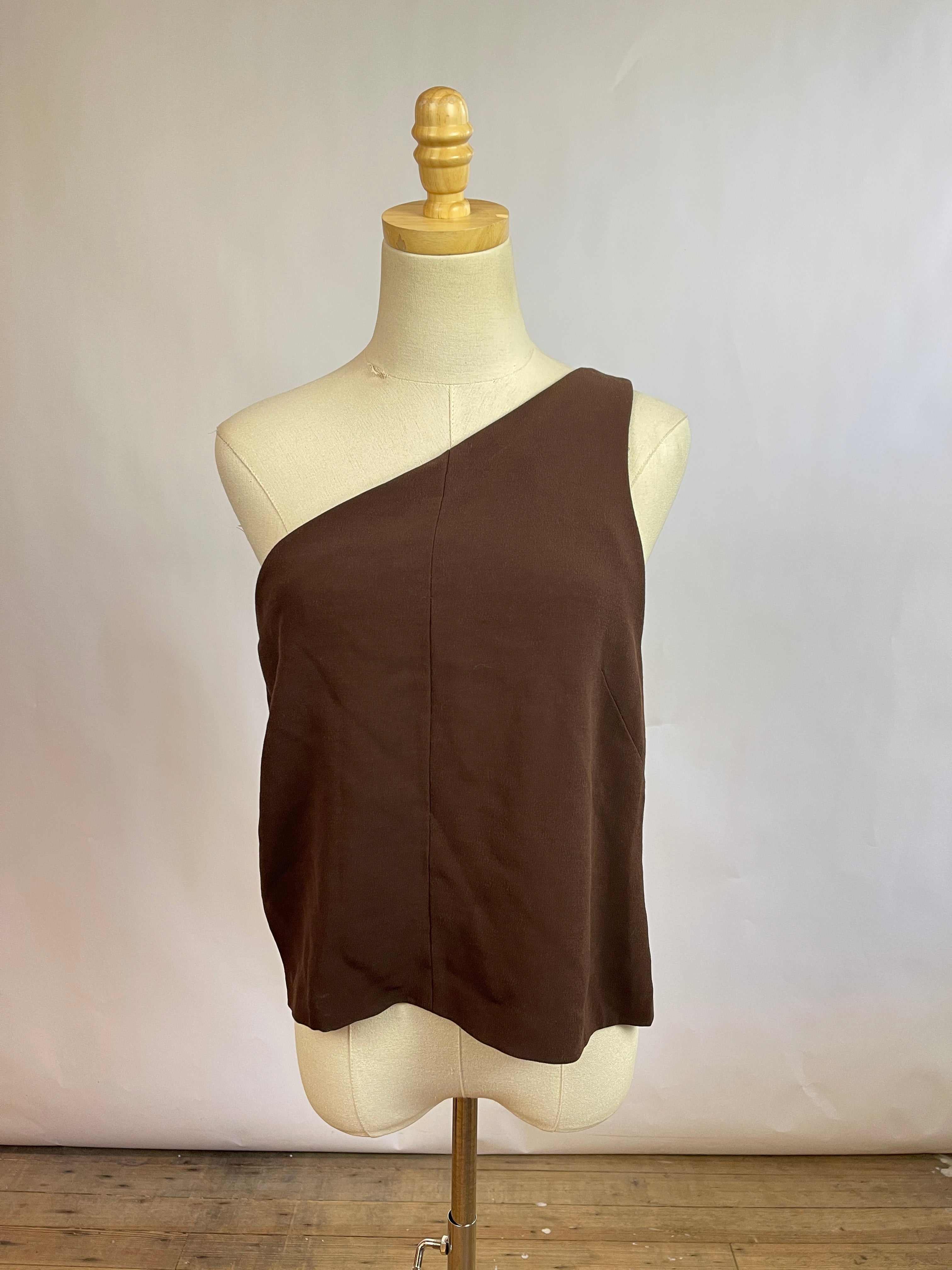 Mr Larkin One Shoulder Oda Top (L)