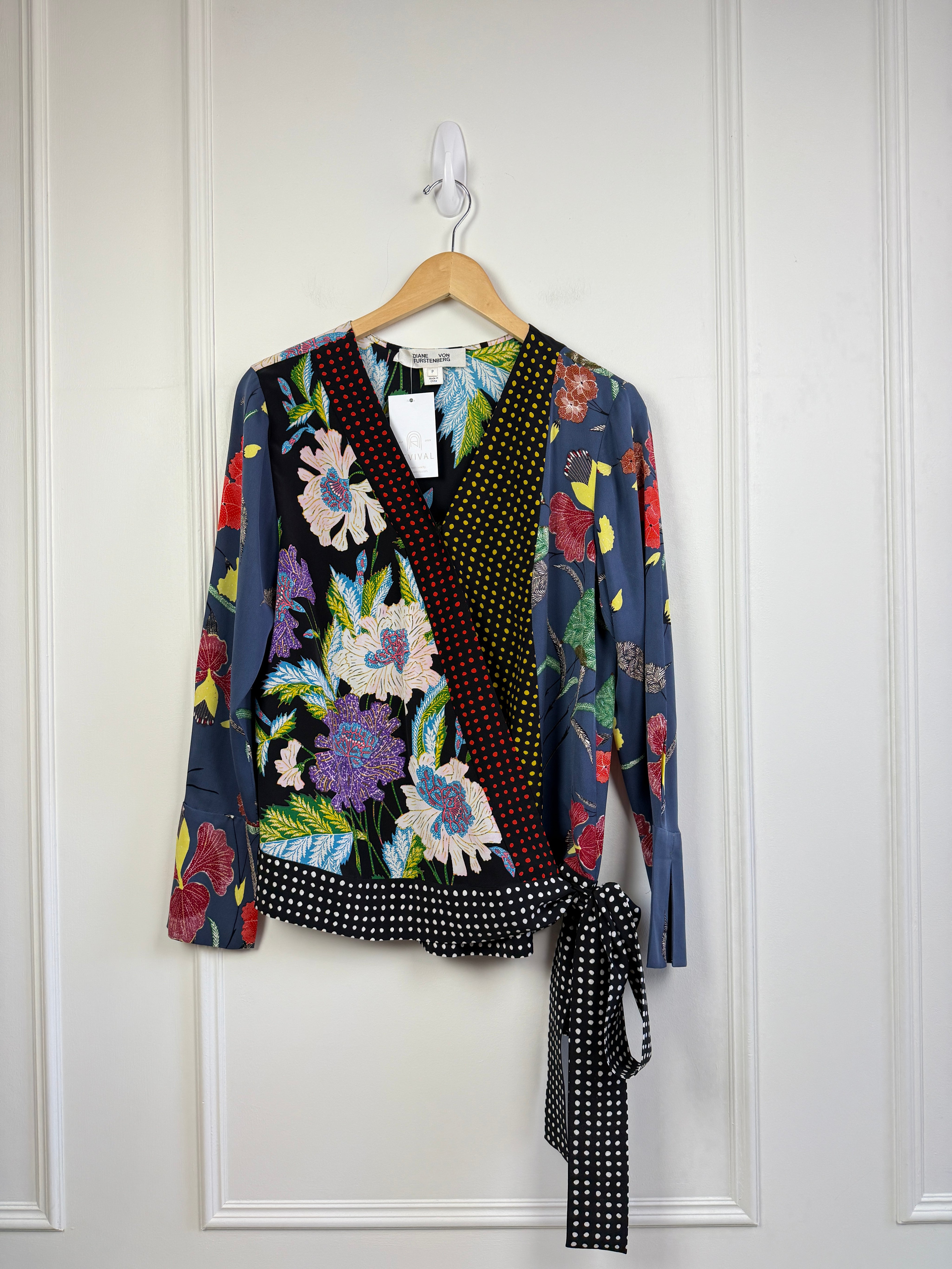 Diane Von Furstenberg Silk Blouse (S)