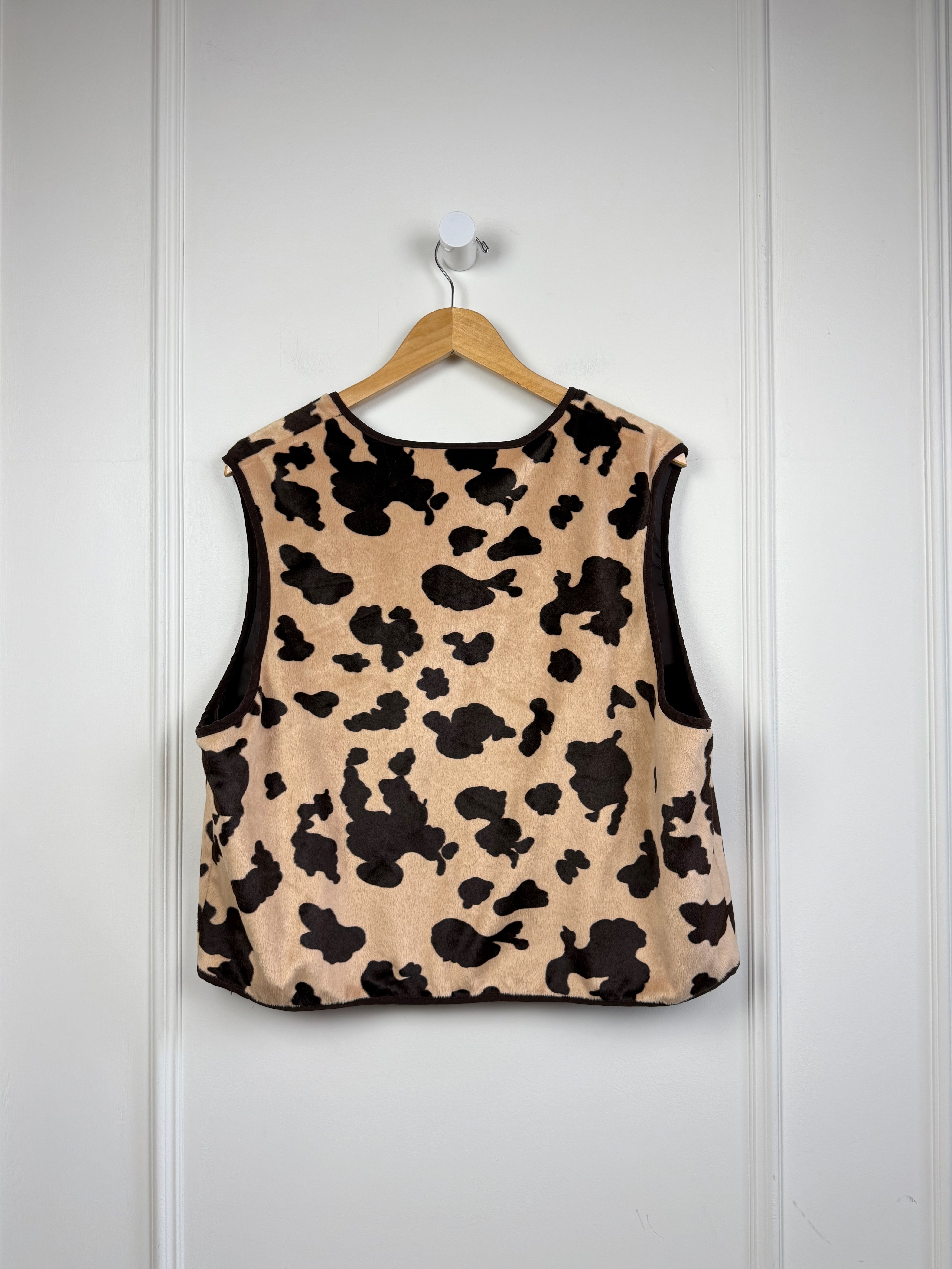 Vintage White Stag Cow Print Vest (XL)