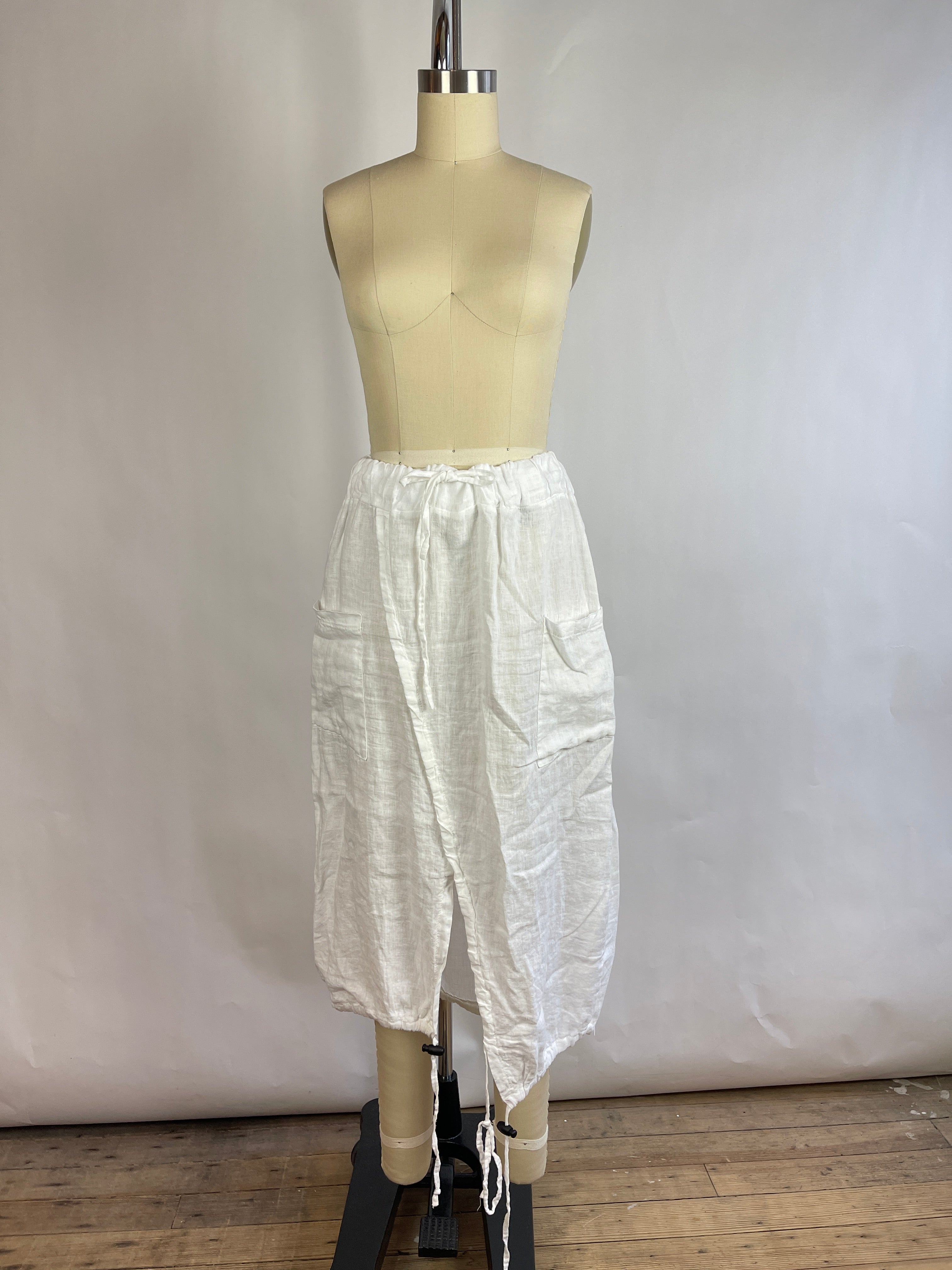 Maxwell & Co White Linen Skirt (L)