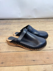 Isabel Marant Black Clogs (39)